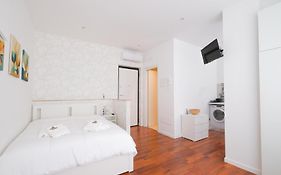 The Apulian Loft II Bari - Via Celentano